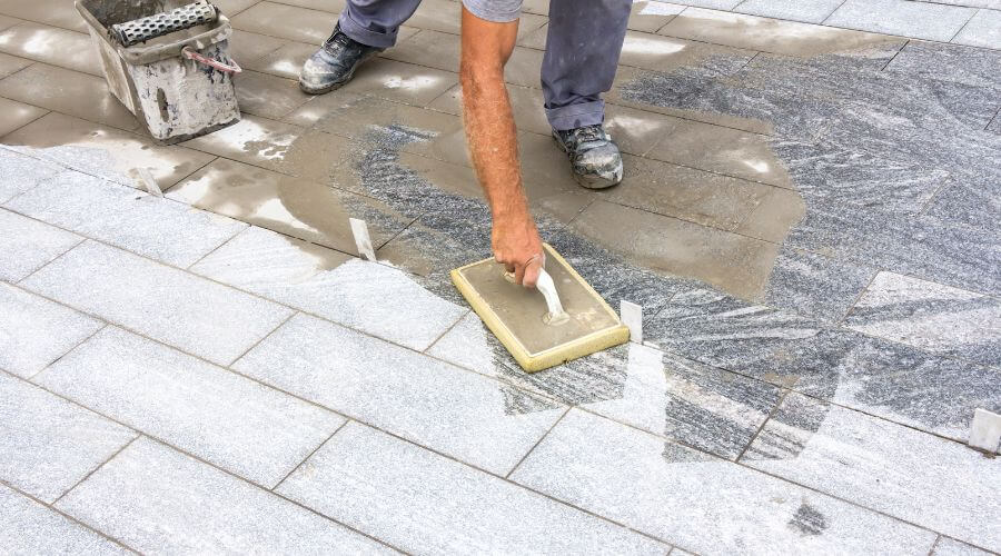 Professional gutter cleaning in Fullerton, CA